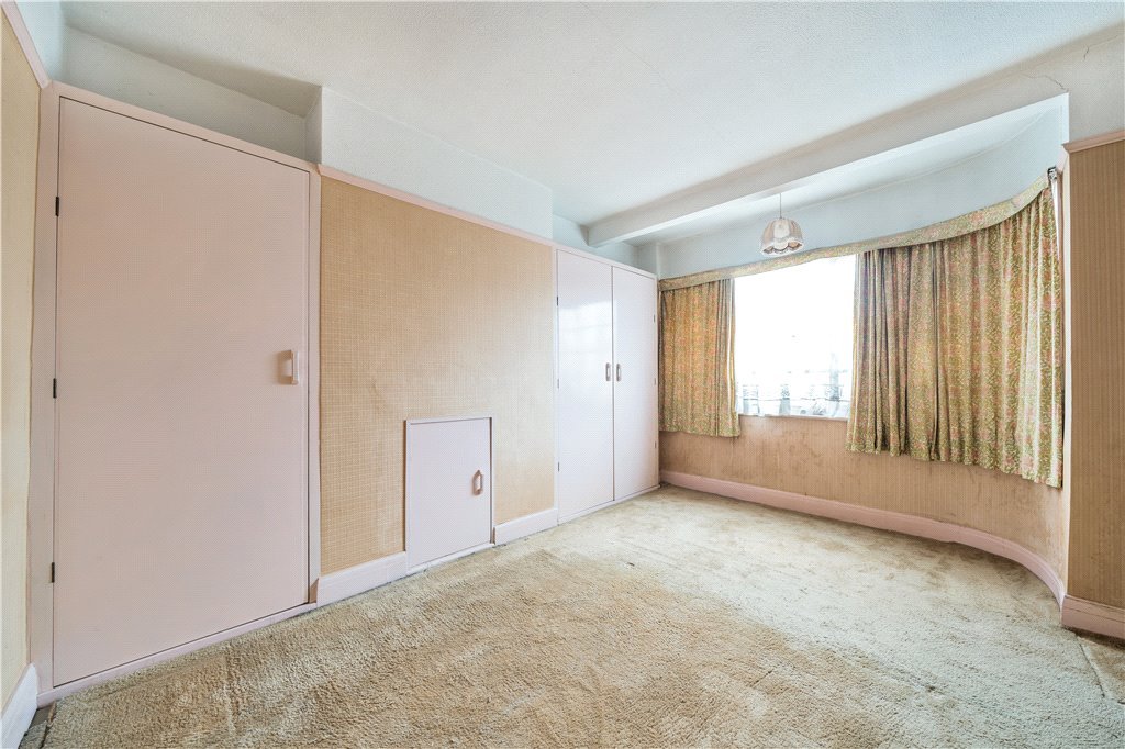 4 bedroom House for sale in Beverley Road, Ruislip, Middlesex, HA4