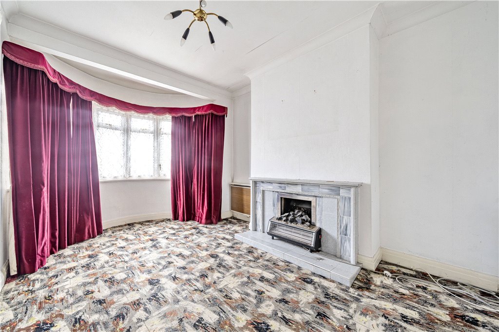 2 bedroom House for sale in Beverley Road, Ruislip, Middlesex, HA4
