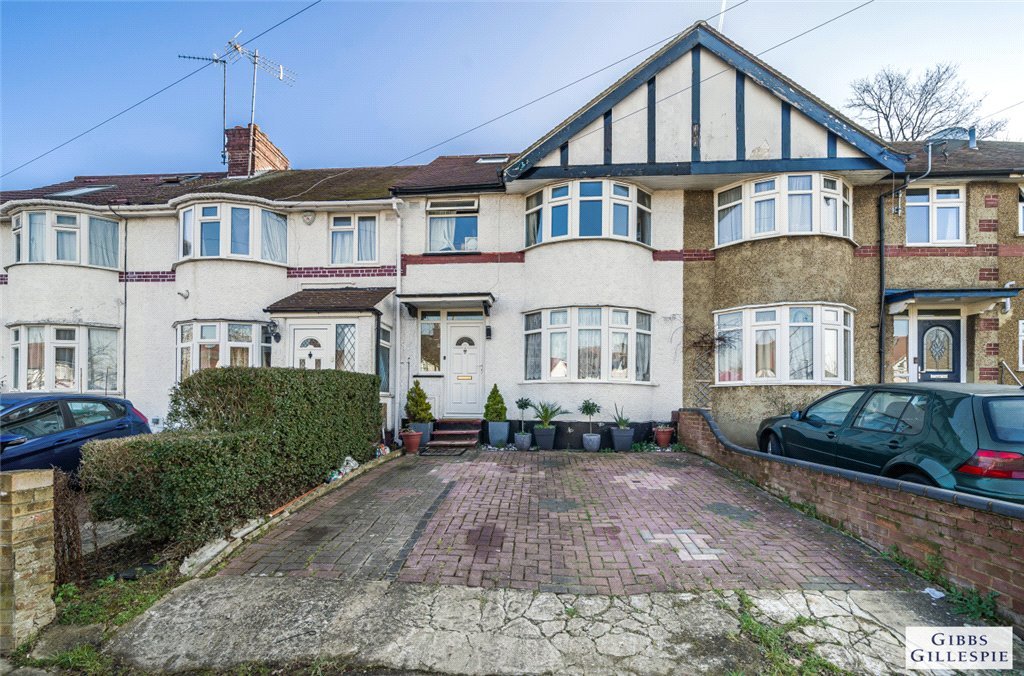 4 bedroom House for sale in Roxeth Green Avenue, Harrow, Middlesex, HA2