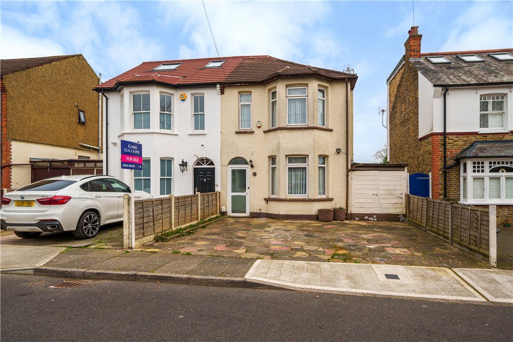 3 bedroom House for sale in Reginald Road, Northwood, Middlesex, HA6