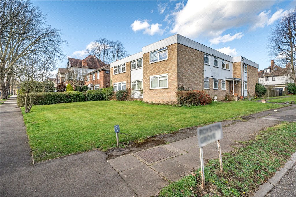 2 bedroom Flat/Apartment for sale in The Avenue, Hatch End, Pinner
