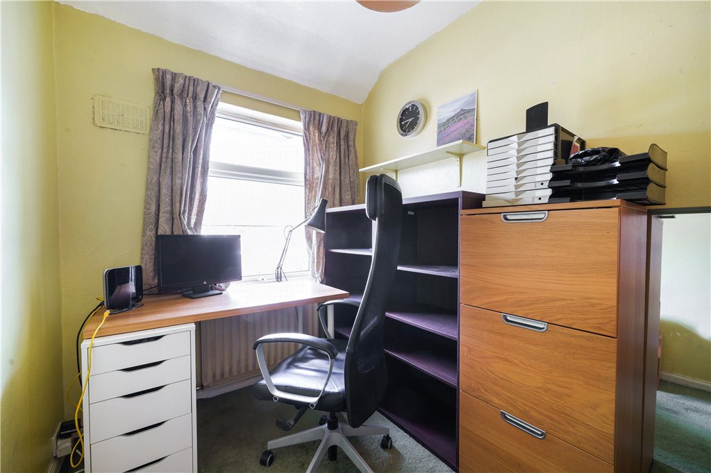 3 bedroom House for sale in Robin Hood Way, Greenford, UB6 Gibbs