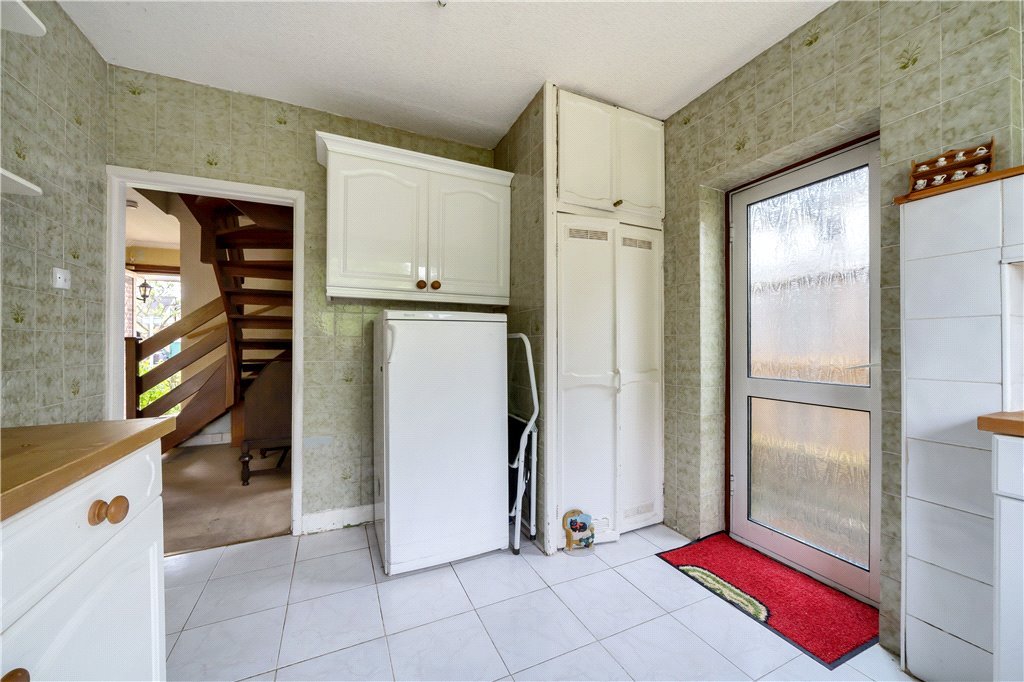 3 bedroom Bungalow for sale in Harlyn Drive, Pinner, Middlesex, HA5