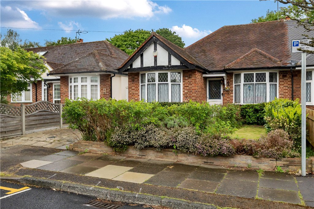 3 bedroom Bungalow for sale in Harlyn Drive, Pinner, Middlesex, HA5 Gibbs Gillespie