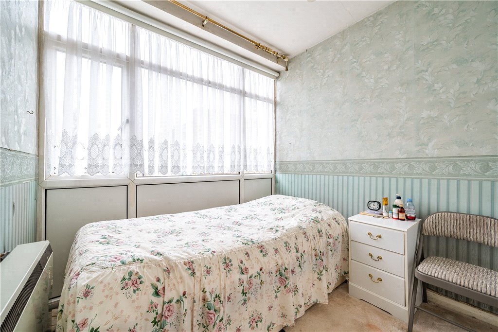 1 bedroom Flat/Apartment for sale in Tracy Court, Belmont Lane