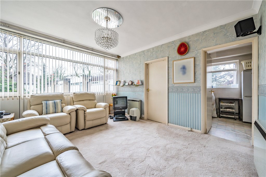 1 bedroom Flat/Apartment for sale in Tracy Court, Belmont Lane