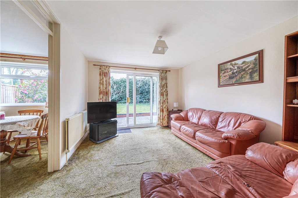 2 bedroom House for sale in Thirlmere Gardens, Northwood, Middlesex