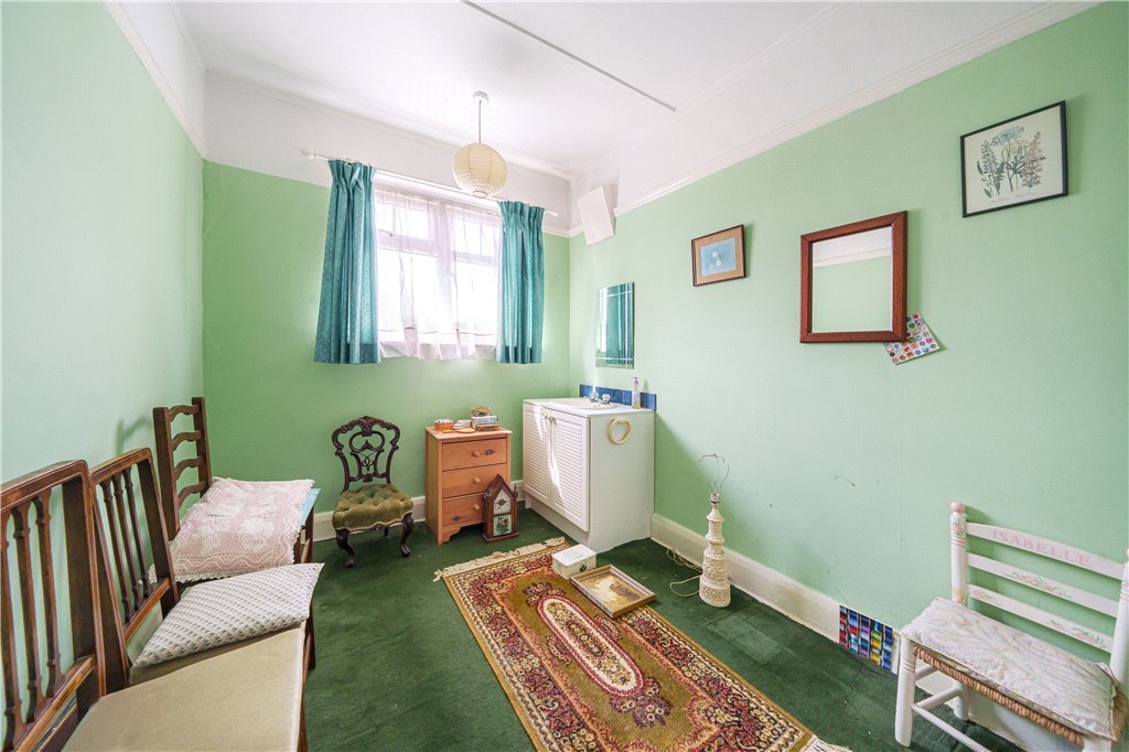 3 bedroom House for sale in Cleveland Road, Ealing, W13 Gibbs Gillespie