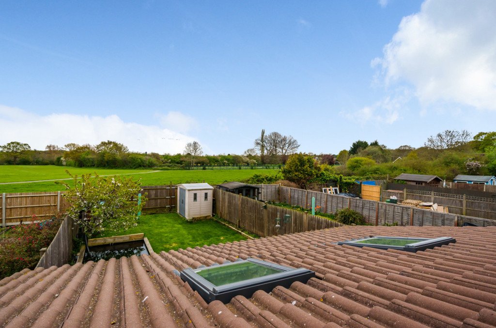 2 bedroom House for sale in Cowdray Road, Hillingdon, UB10 Gibbs