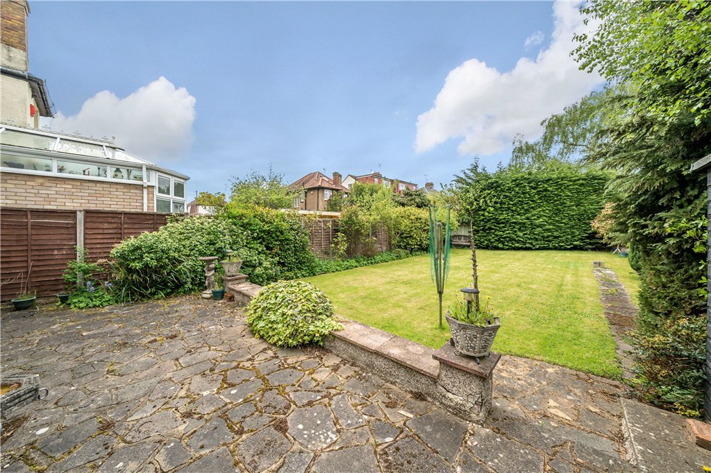 4 bedroom House for sale in Village Way, Pinner, Middlesex, HA5 Gibbs