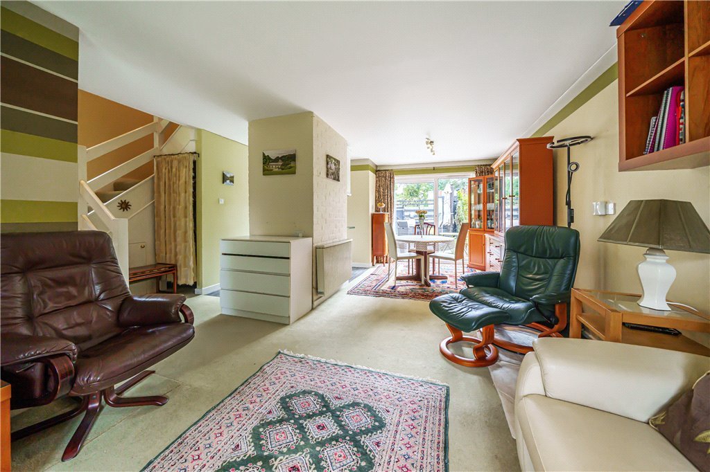 3 bedroom House for sale in Lingfield Close, Northwood, HA6 Gibbs