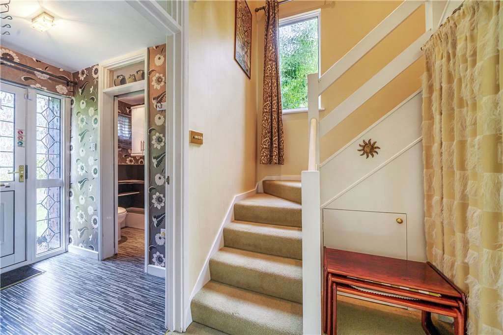 3 bedroom House for sale in Lingfield Close, Northwood, HA6 Gibbs