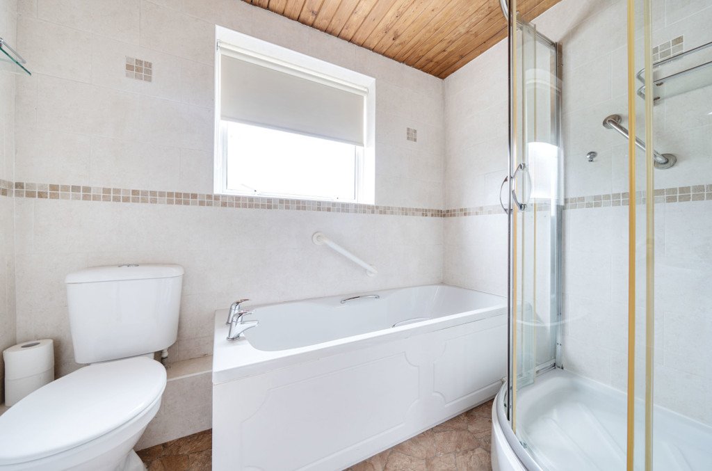 3 bedroom House for sale in The Grove, Ickenham, Middlesex, UB10