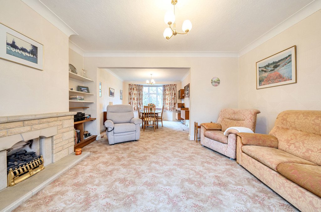 3 bedroom House for sale in The Grove, Ickenham, Middlesex, UB10