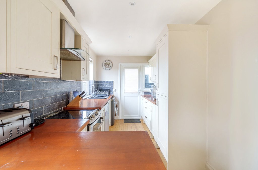 3 bedroom House for sale in Angus Drive, Ruislip, Middlesex, HA4