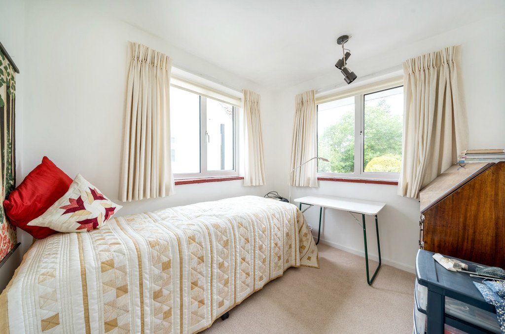 4 bedroom House for sale in Latchmoor Way, Gerrards Cross