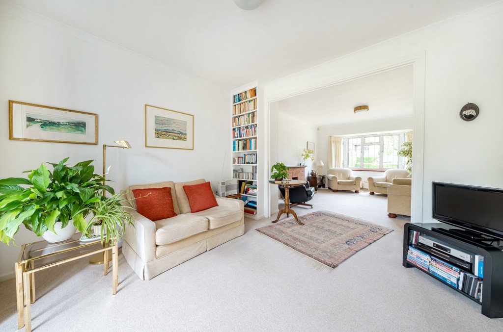 4 bedroom House for sale in Latchmoor Way, Gerrards Cross