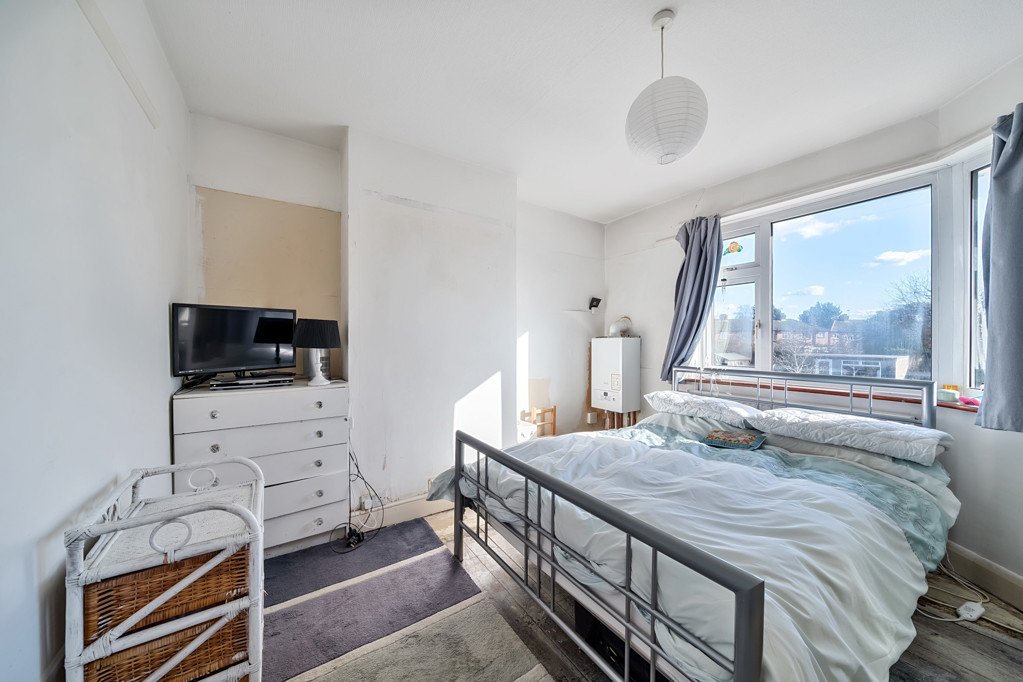 3 bedroom House for sale in Pield Heath Road, Hillingdon, Middlesex