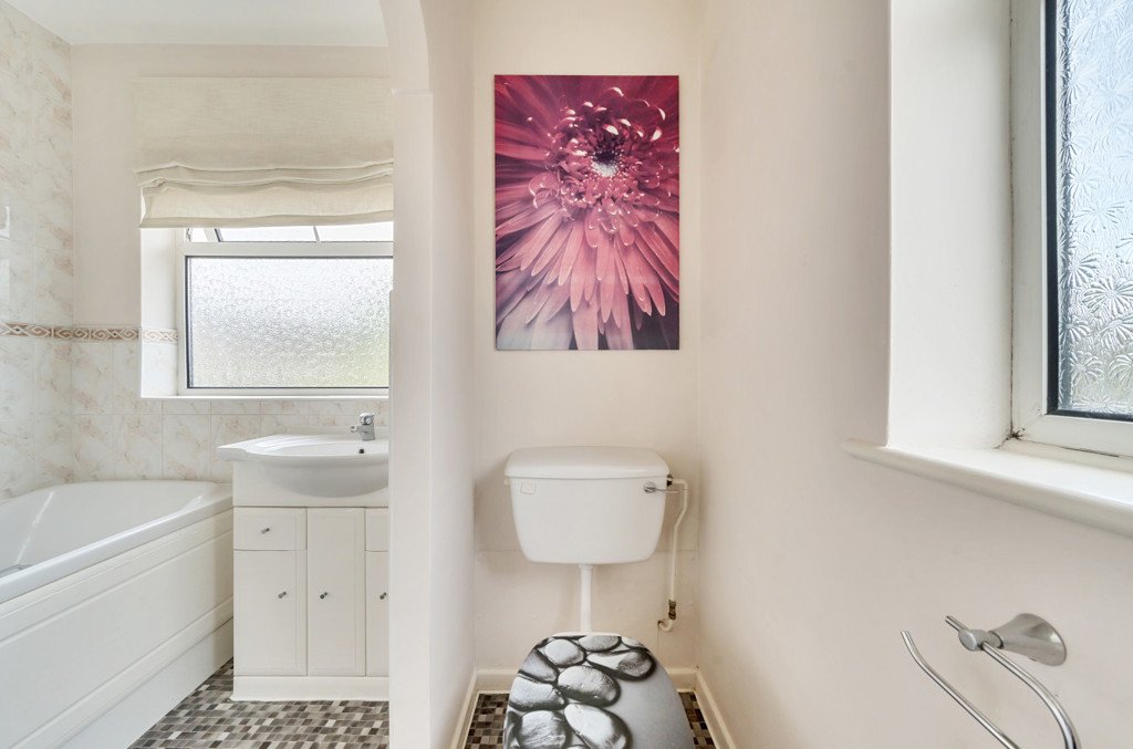 3 bedroom House for sale in Sycamore Road, Croxley Green, Rickmansworth, Hertfordshire, WD3