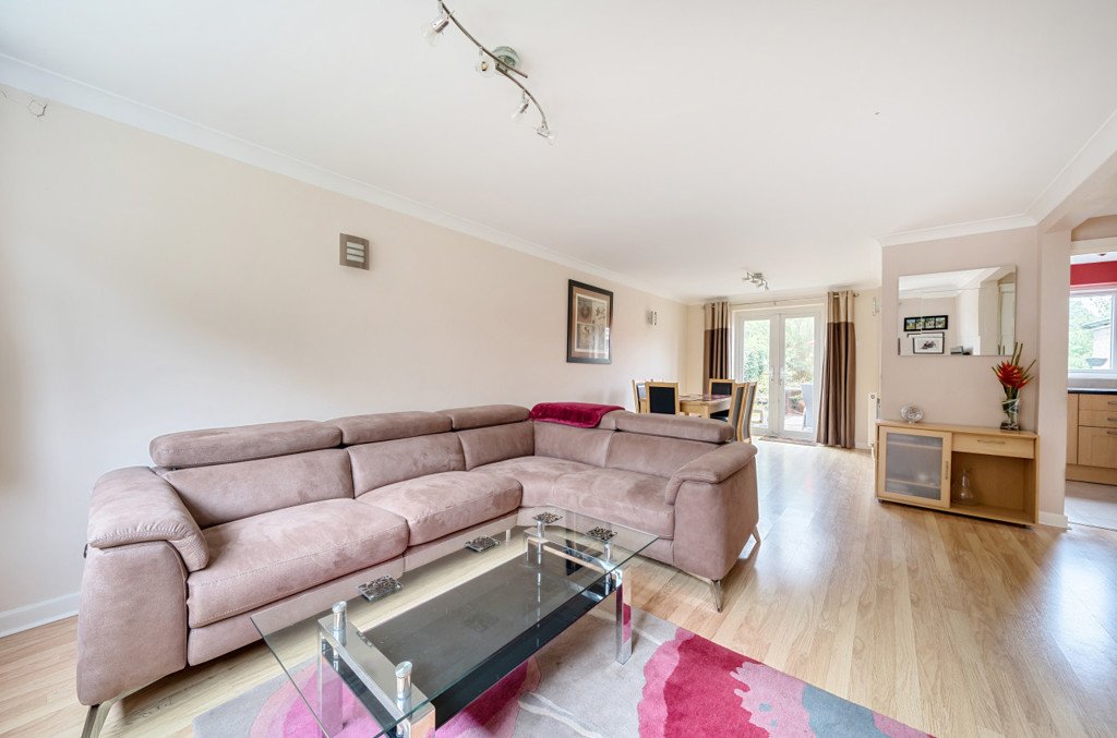 3 bedroom House for sale in Sycamore Road, Croxley Green, Rickmansworth, Hertfordshire, WD3