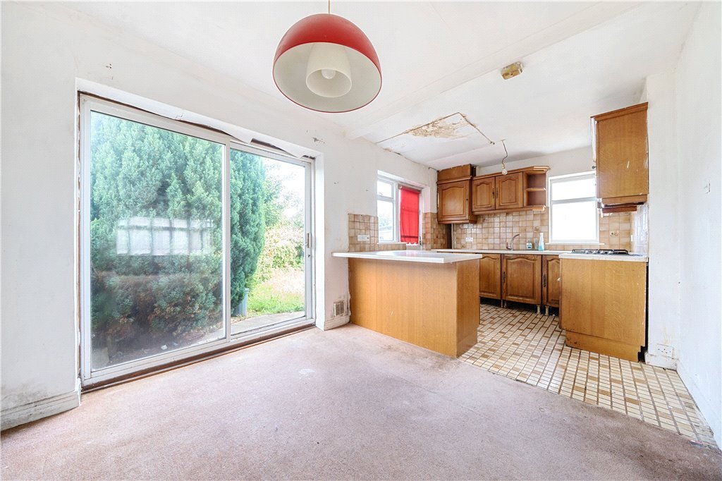 3 bedroom House for sale in Essex Close, Ruislip, Middlesex, HA4