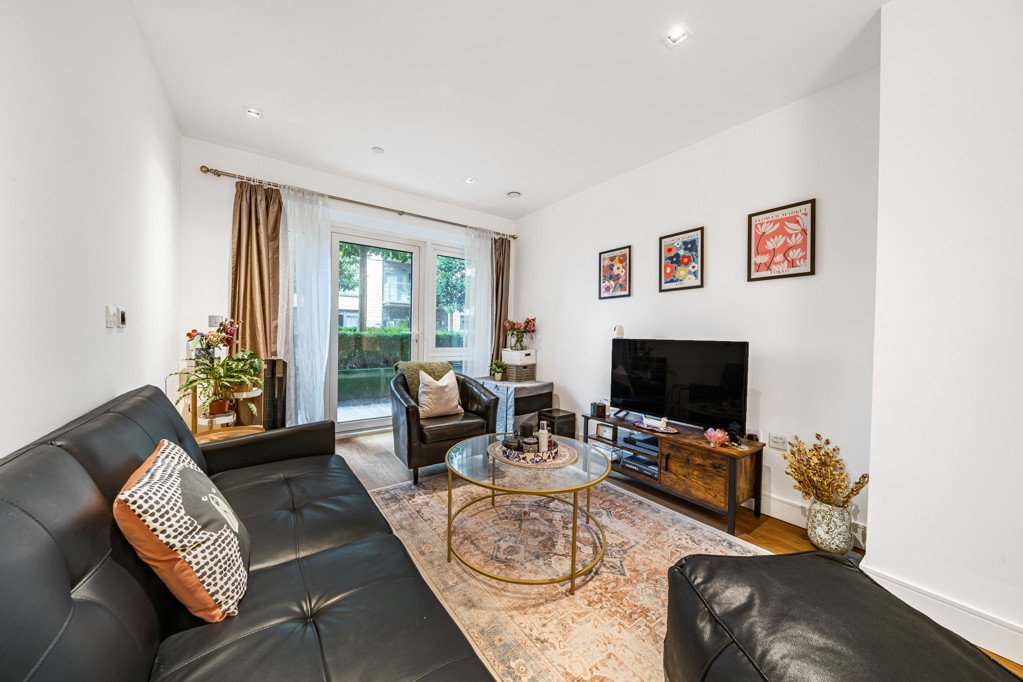 1 bedroom Flat/Apartment for sale in Dashwood House, Dickens Yard