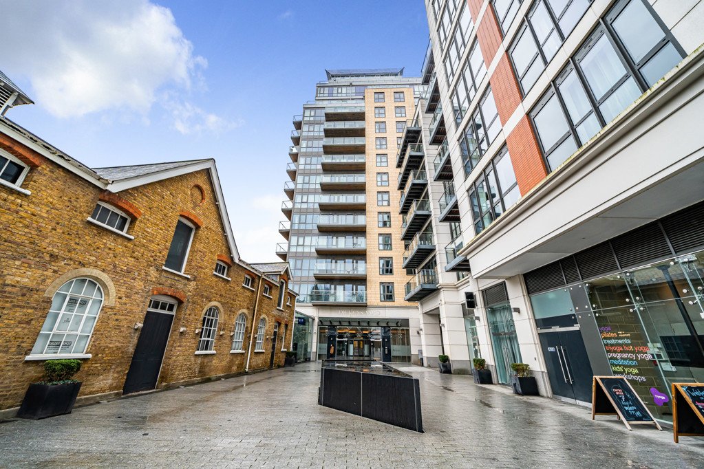 1 bedroom Flat/Apartment for sale in Dashwood House, Dickens Yard