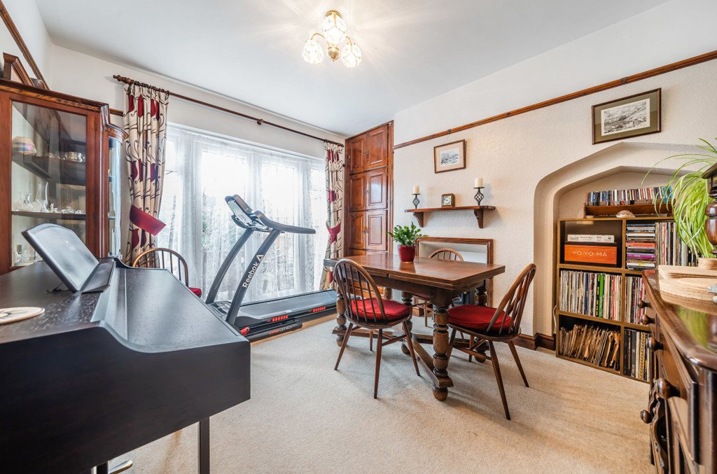 3 bedroom House for sale in Cardinal Road, Ruislip, Middlesex, HA4