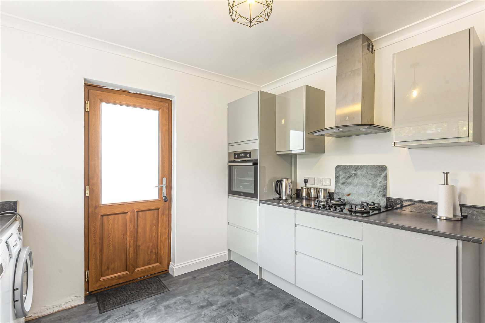 2 bedroom Bungalow for sale in Woodford Crescent, Pinner, Middlesex