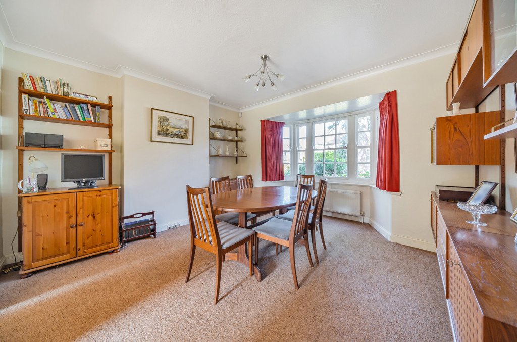 3 bedroom House for sale in Evelyn Drive, Pinner, Middlesex, HA5