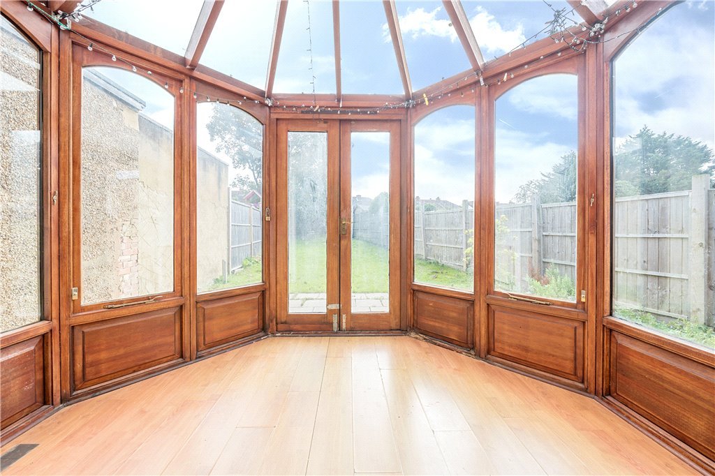 2 bedroom House for sale in Parkfield Crescent, Ruislip, Middlesex, HA4