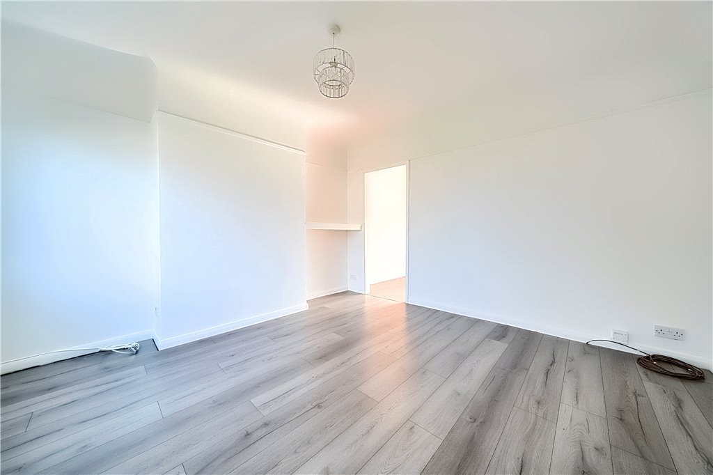 2 bedroom House for sale in Parkfield Crescent, Ruislip, Middlesex, HA4