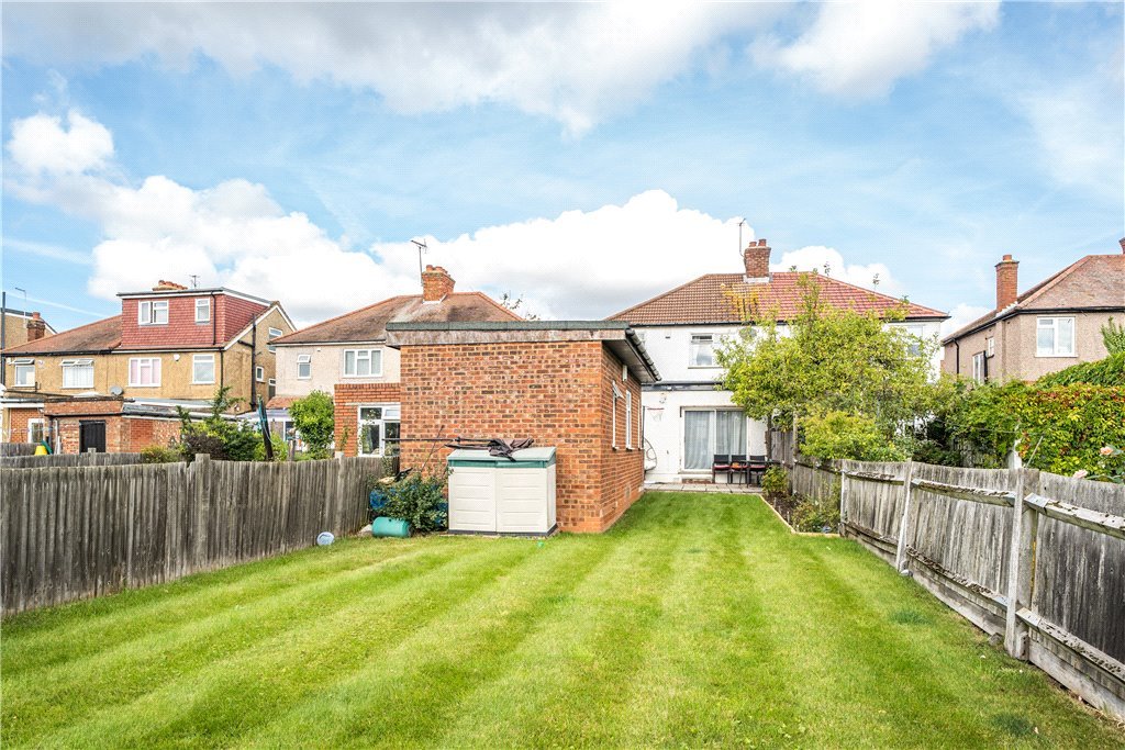3 bedroom House for sale in Formby Avenue, Stanmore, Middlesex, HA7
