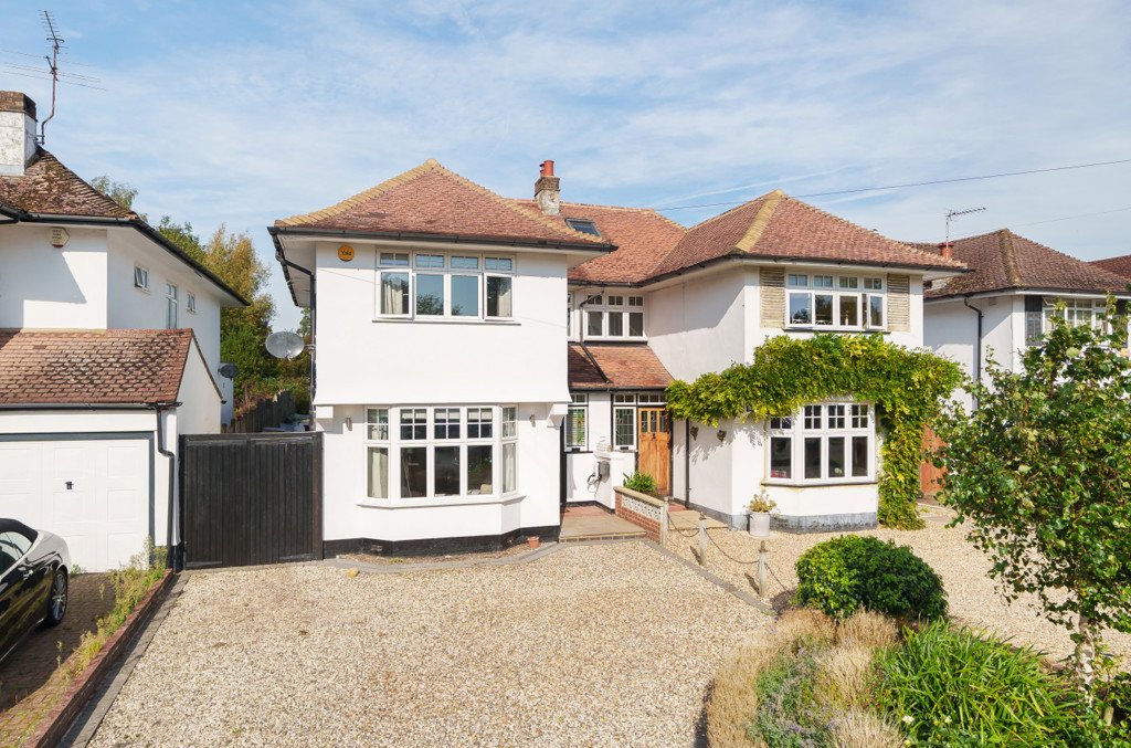 3 bedroom House for sale in Hillcroft Crescent, Watford, Hertfordshire