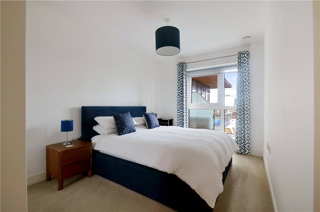 1 bedroom Flat/Apartment for sale in Trafalgar House, Dickens Yard