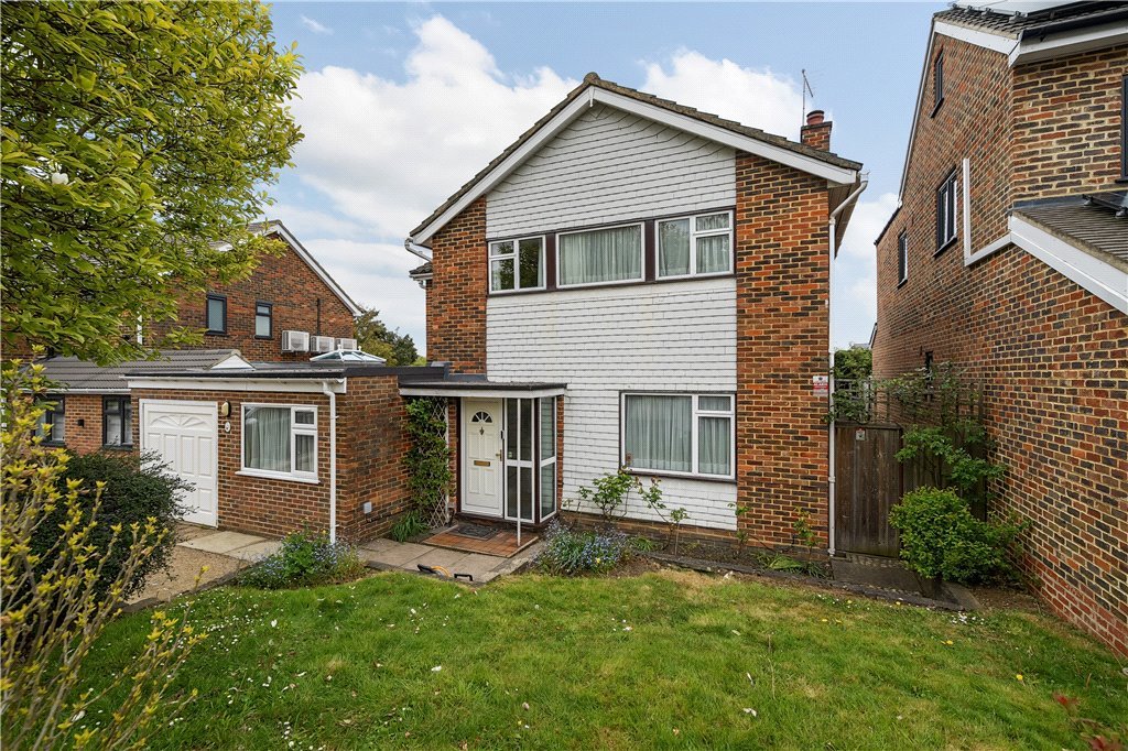 3 bedroom House for sale in Albury Drive, Pinner, Middlesex, HA5