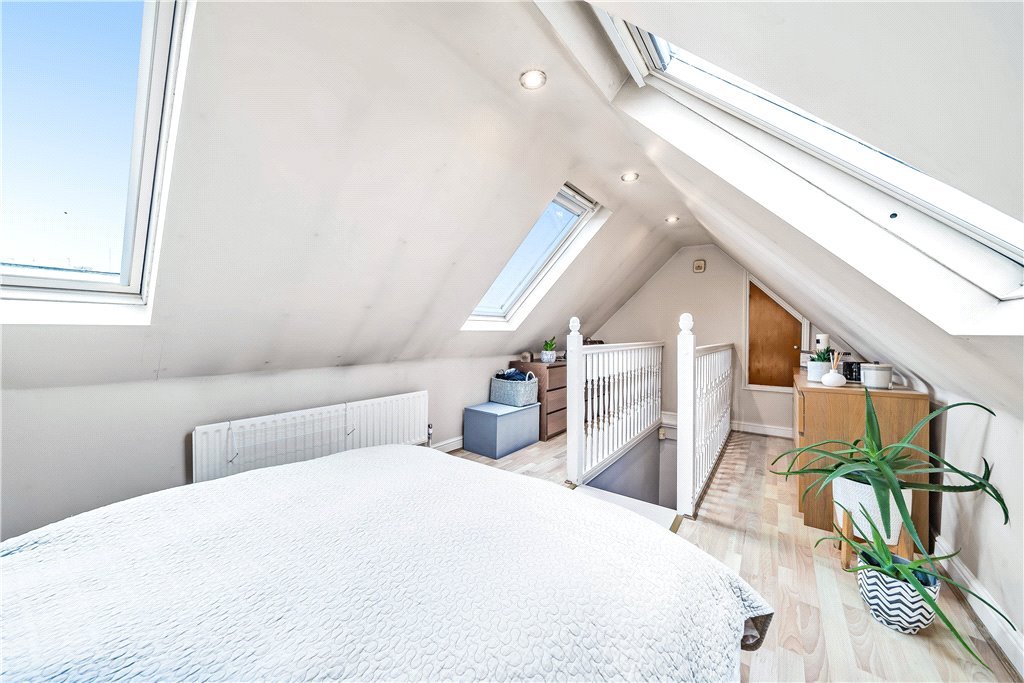 4 bedroom House for sale in Queens Walk, Ealing, W5 Gibbs Gillespie