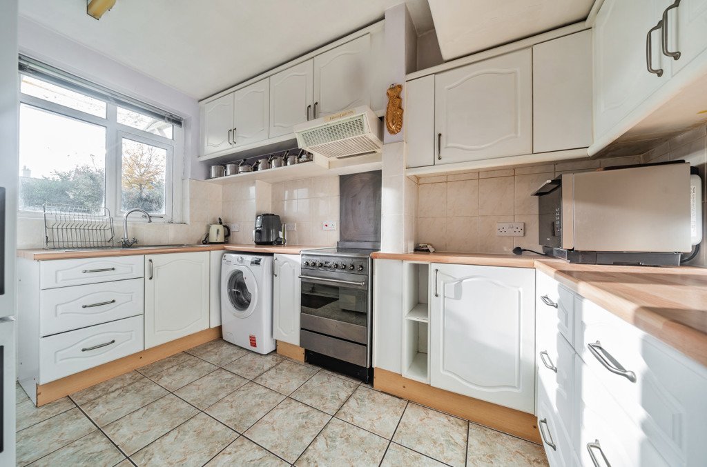 3 bedroom House for sale in South Drive, Ruislip, Middlesex, HA4