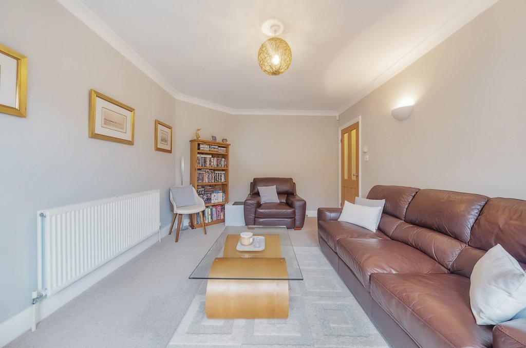 3 bedroom House for sale in Beech Avenue, Ruislip, Middlesex, HA4