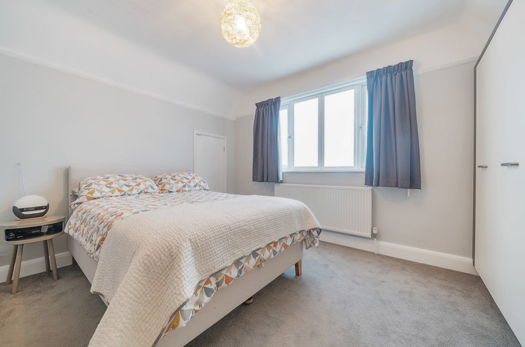 3 bedroom House for sale in Beech Avenue, Ruislip, Middlesex, HA4