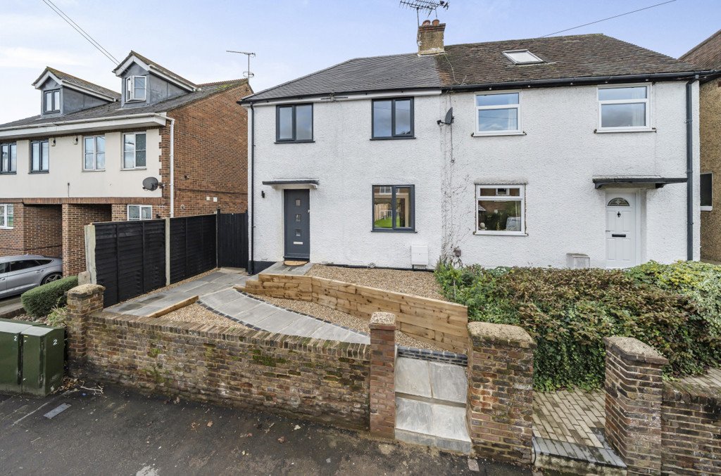 3 bedroom House for sale in Church Lane, Mill End, Rickmansworth, Hertfordshire, WD3 Gibbs