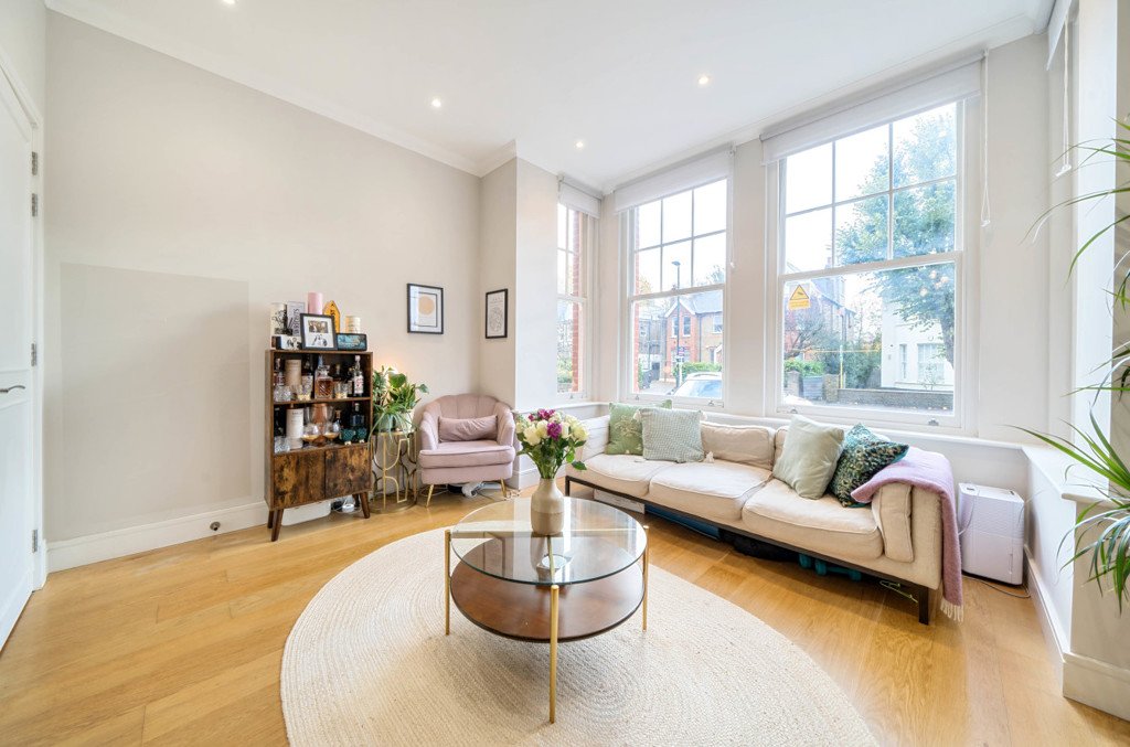 1 Bedroom Flat/Apartment For Sale In Madeley Road, London, W5 | Gibbs ...