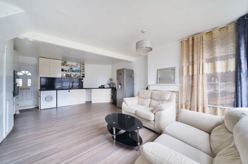 2 bedroom House for sale in Sipson Road, Sipson, West Drayton