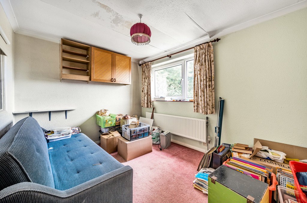 3 bedroom House for sale in Vale Close, Chalfont St. Peter, Gerrards