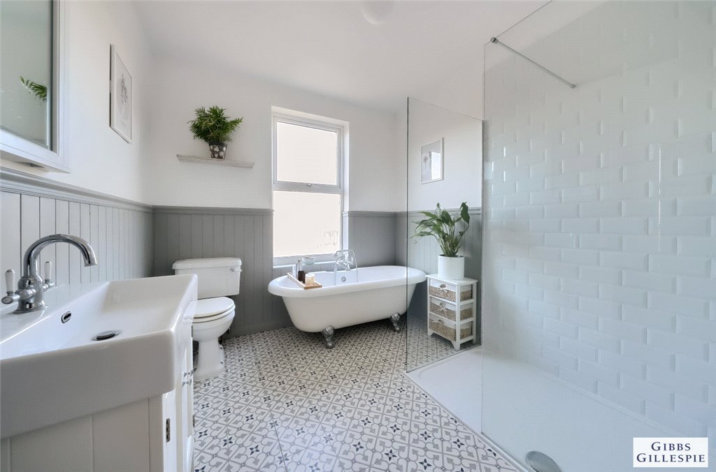 2 bedroom House for sale in Wolseley Road, Harrow, Middlesex, HA3