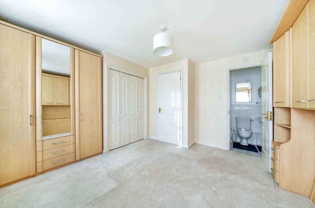 2 bedroom Flat/Apartment for sale in Uxbridge Road, Rickmansworth