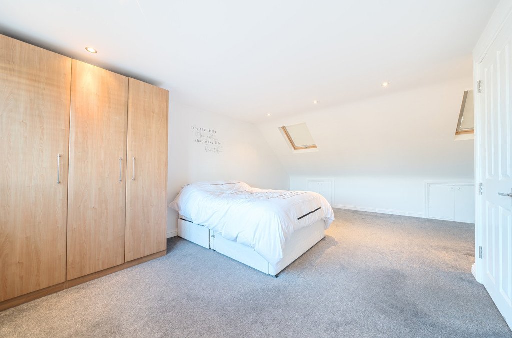 4 bedroom House for sale in West Mead, Ruislip, Middlesex, HA4 Gibbs