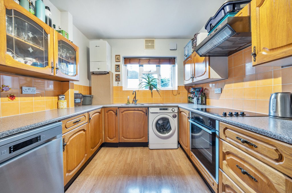 2 bedroom for sale in Bromley Crescent, Ruislip, Middlesex