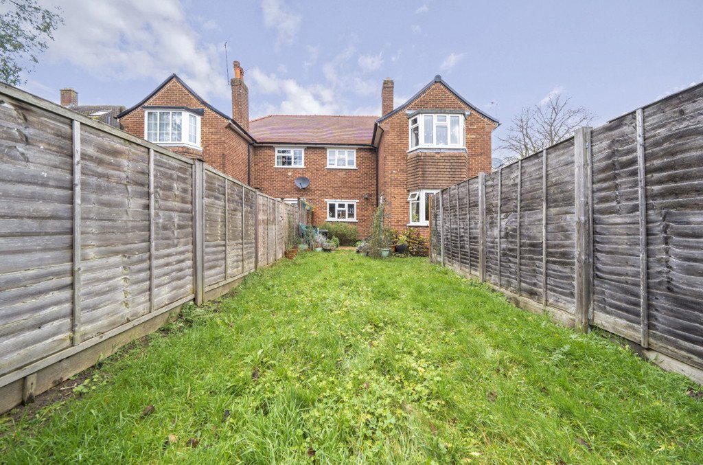 2 bedroom for sale in Bromley Crescent, Ruislip, Middlesex