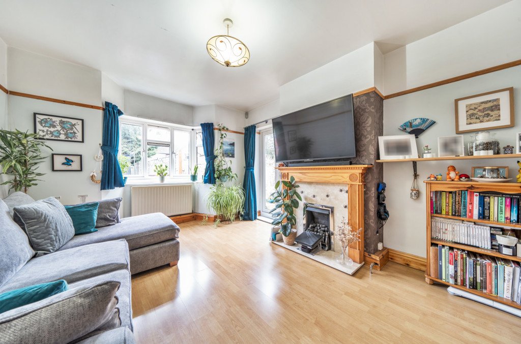 2 bedroom for sale in Bromley Crescent, Ruislip, Middlesex
